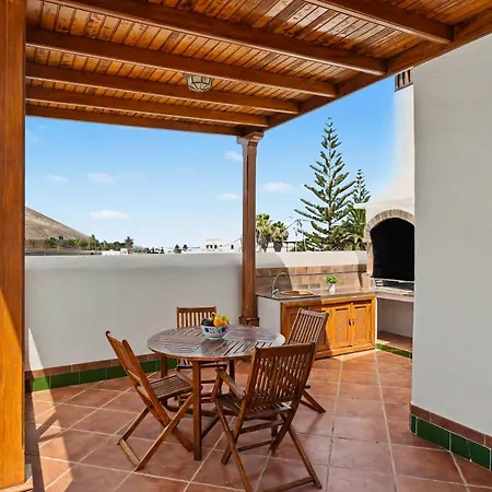 Holiday home Buenlugar Yaiza (Lanzarote)