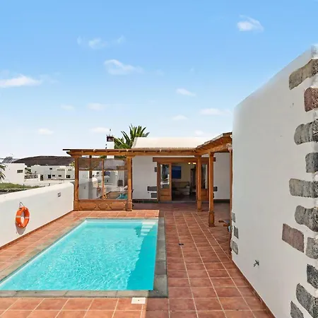 Buenlugar Holiday home